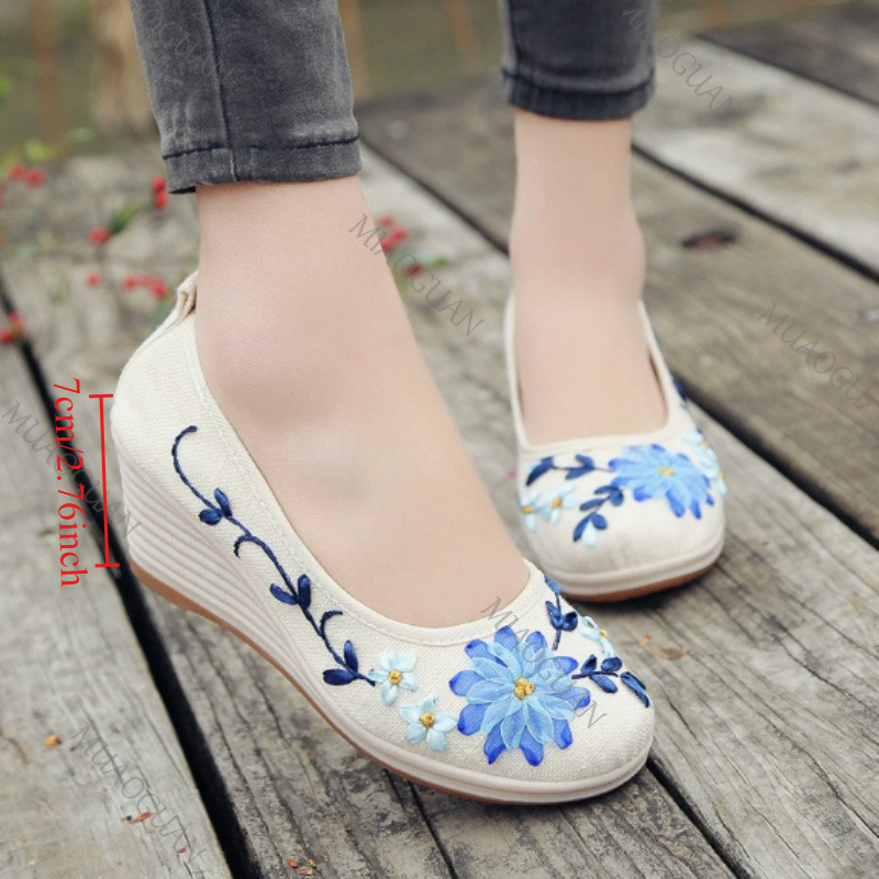 Scarpe con Zeppa Ricamate da D - Ethnic Fashion Women recensione e prezzo